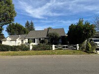 Building Photo - 4448 Carpenter Ave