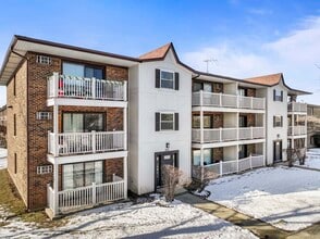 Building Photo - 225 S Gregory St