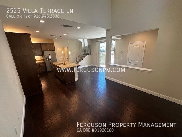 Building Photo - 2525 Villa Terrace Ln