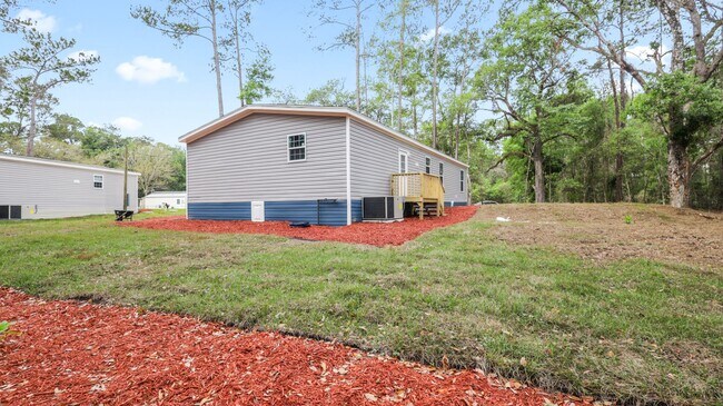 Building Photo - BEAUTIFUL, BRAND NEW HOME! Be the first to live here! AVAILABLE FOR IMMEDIATE MOVE IN!!