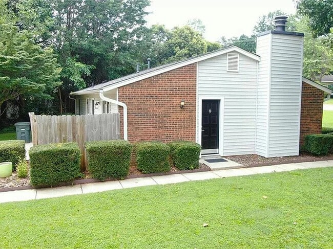 Building Photo - Earn Wealth While Leasing - Like a Homeown...