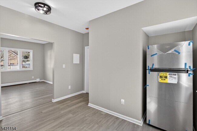 Building Photo - 378 Grand St