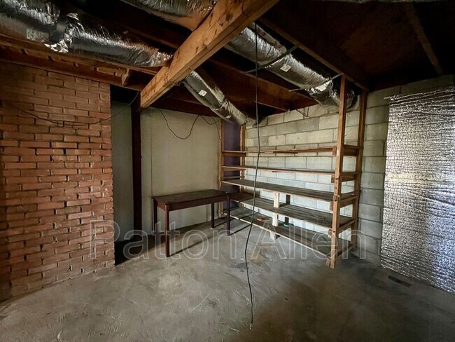 Building Photo - 135 Haynes St