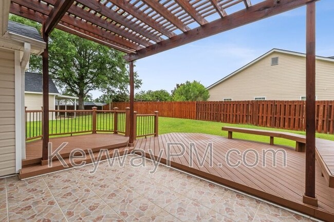 Building Photo - 4858 High Meadows Dr