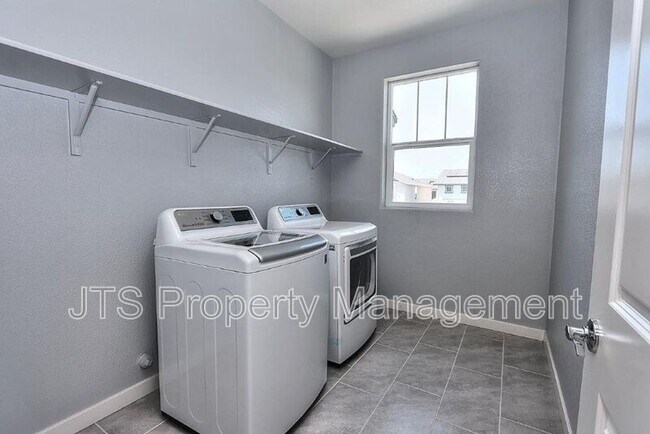 Building Photo - 2683 Alcove Way