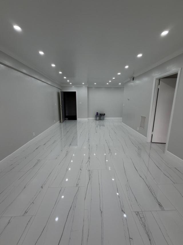 Building Photo - 659 W Oakland Park Blvd