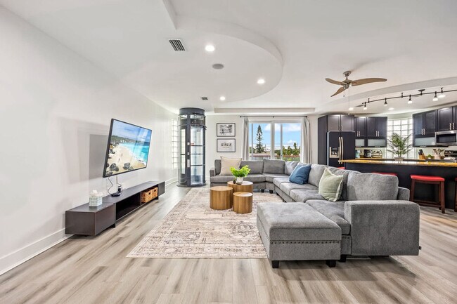 Building Photo - 873 S Atlantic Ave