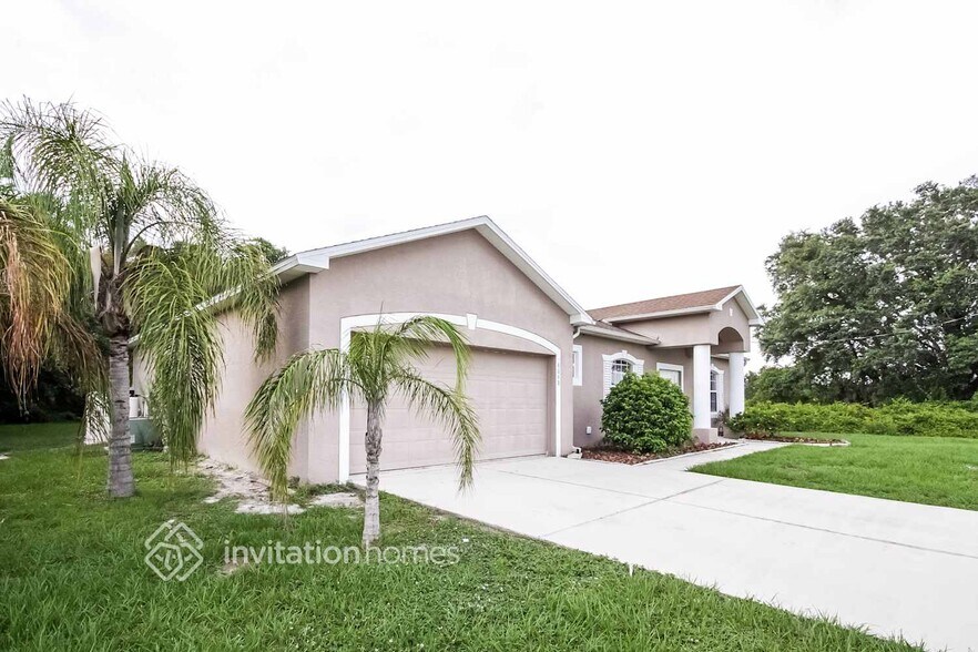 Building Photo - 6048 Hornbuckle Blvd