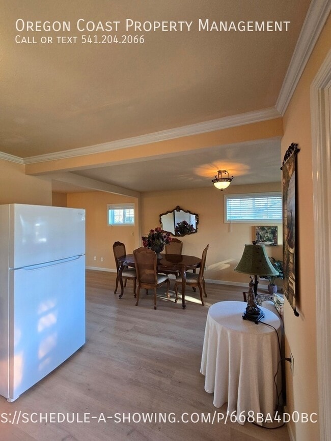 Building Photo - 1441 NW 20th St