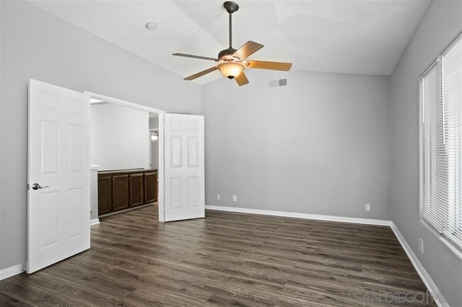 Building Photo - 3251 Celinda Dr