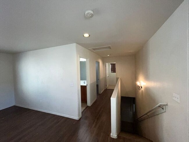 Building Photo - READY TO VIEW NOW! Recently Painted Interi...