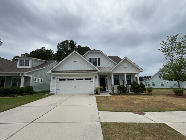 Building Photo - 373 Whispering Breeze Ln