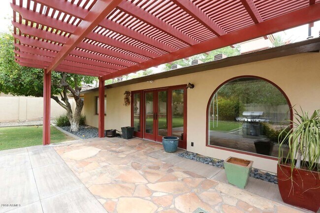 Building Photo - 4420 N 46th Pl