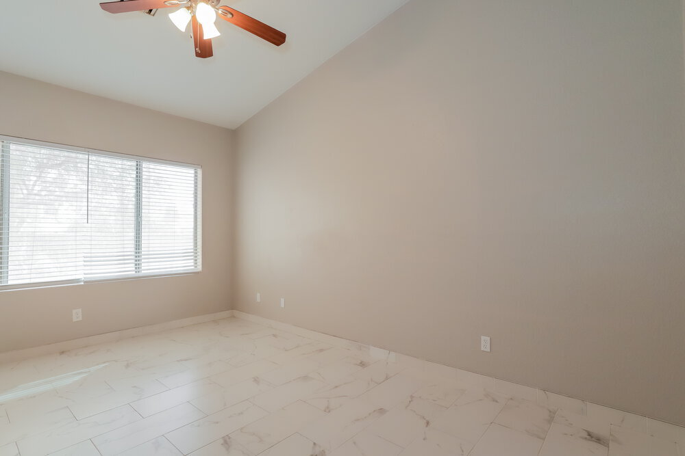 Building Photo - 10132 E Paseo San Bernardo