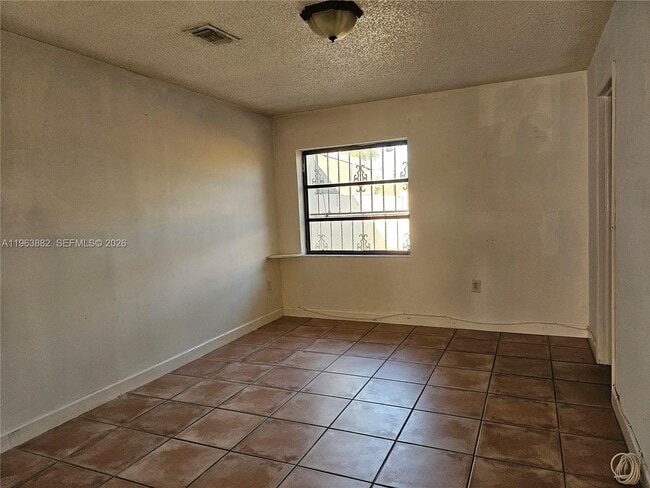 Building Photo - 4907 SW 137th Ct