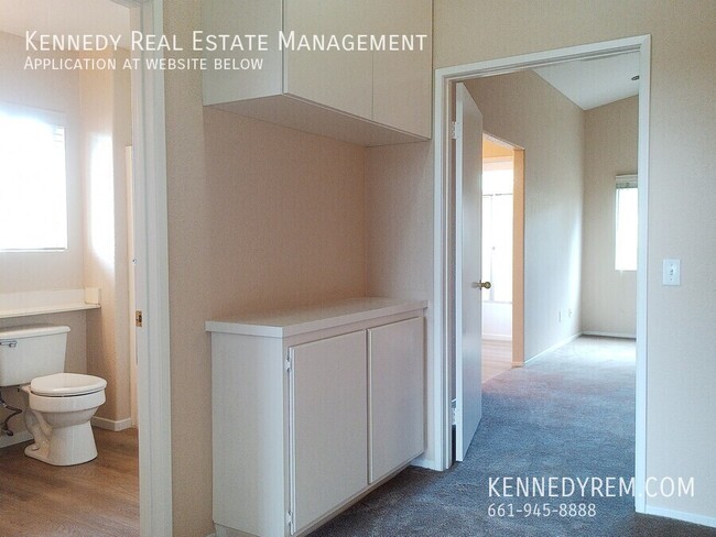 Building Photo - 4310 Portola Dr