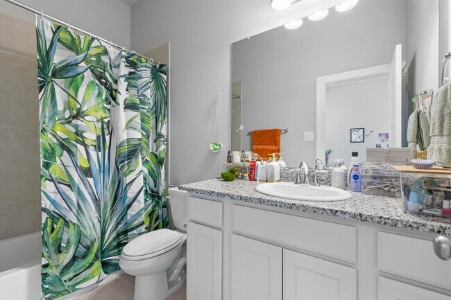 Building Photo - 2311 Pale Star Dr