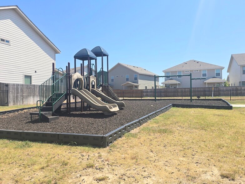 Building Photo - 13522 Tulipwood Nook
