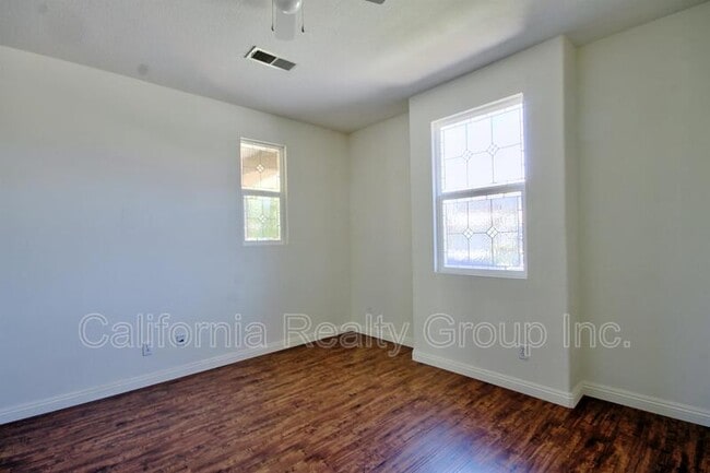 Building Photo - 34567 Spindle Tree St
