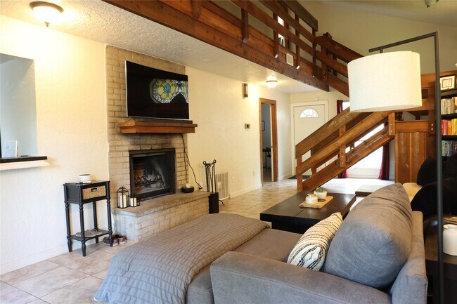 Building Photo - 1508 Early Ln