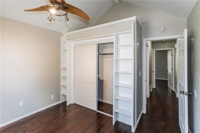 Building Photo - 3004 SW 124th St