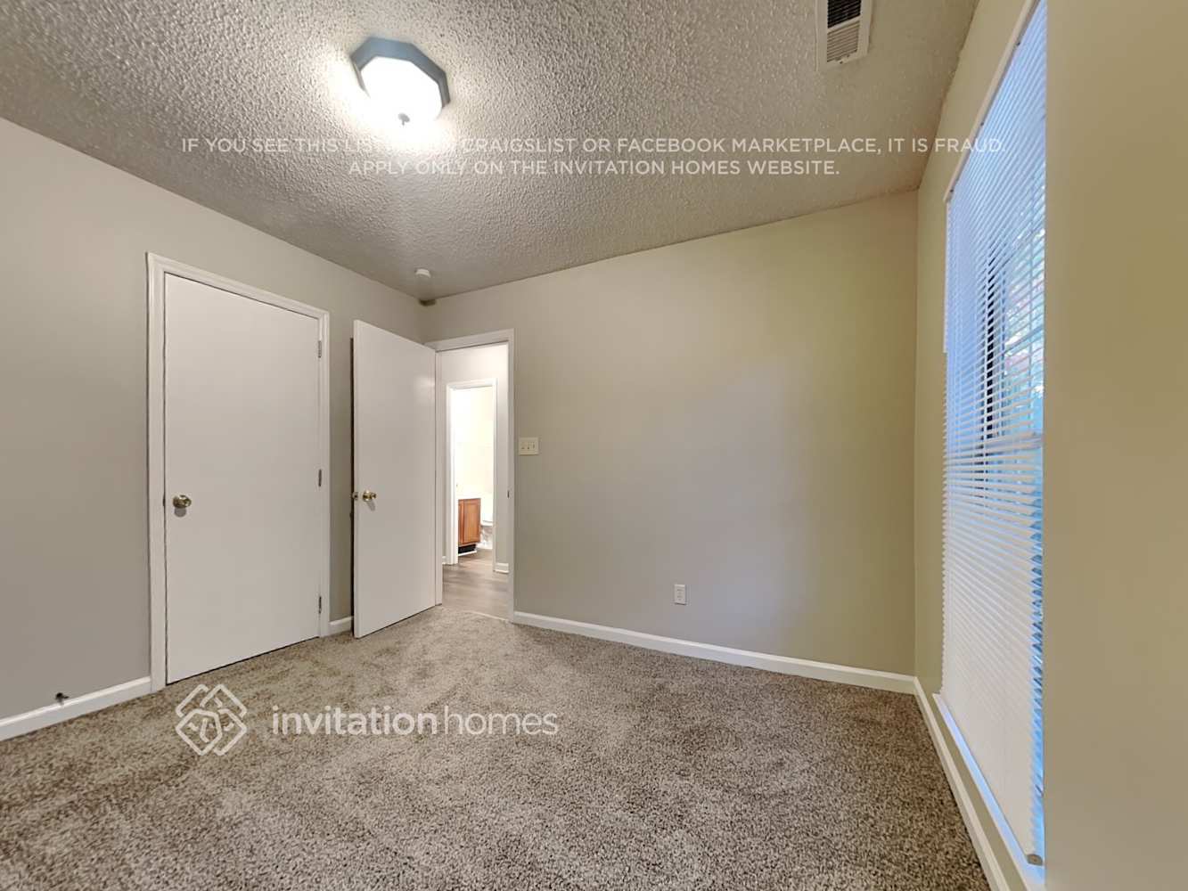 Building Photo - 11017 White Stag Dr