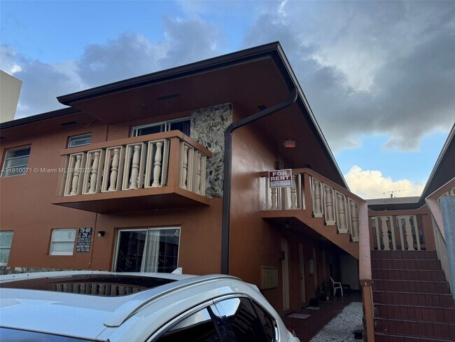 Building Photo - 50 W 23rd St