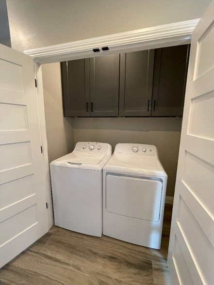 Building Photo - 2720 E Wildhorse Pl