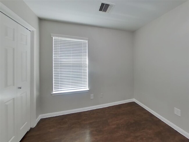 Building Photo - 21447 Ryans Path Ln