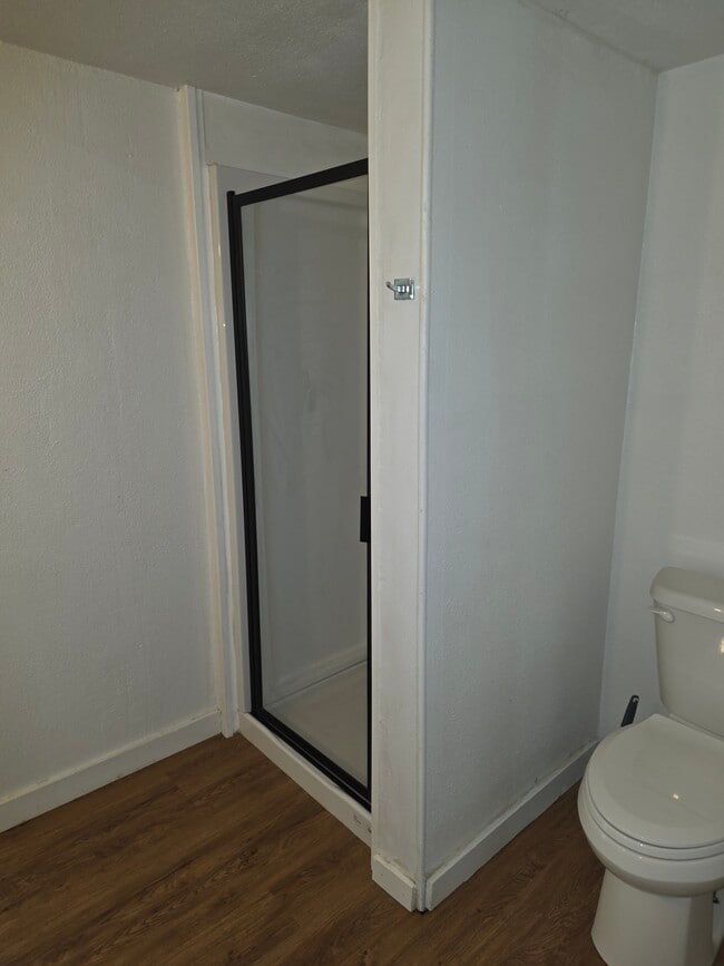 Building Photo - 309 Peverly St