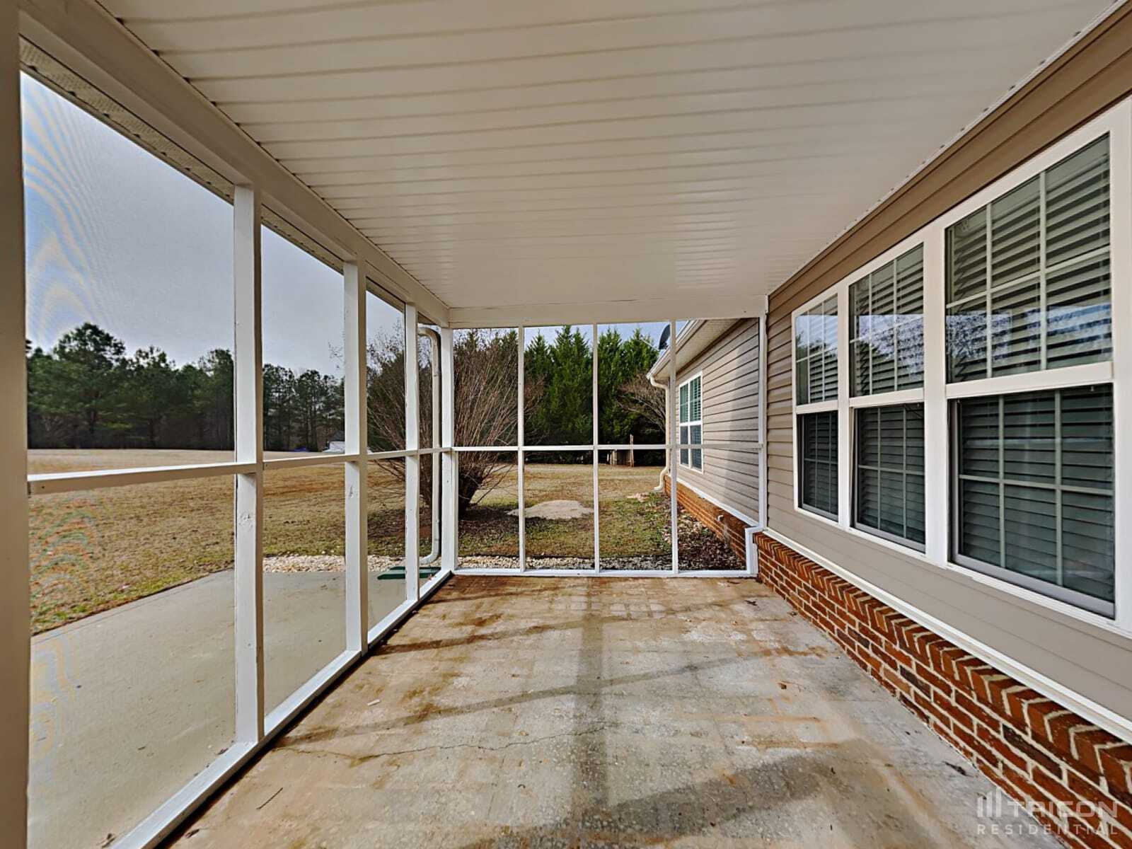 Building Photo - 175 Saddle Ln