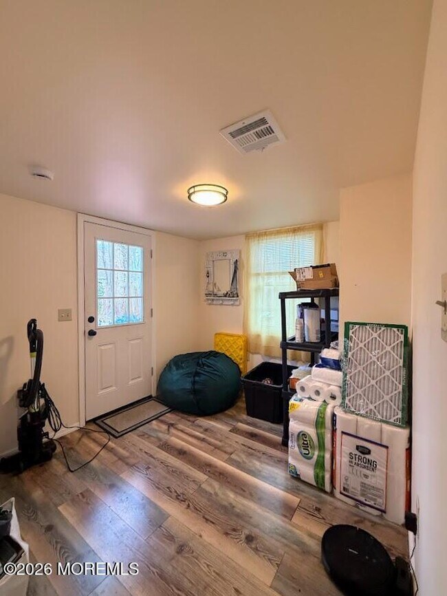 Building Photo - 115 Bay Pkwy