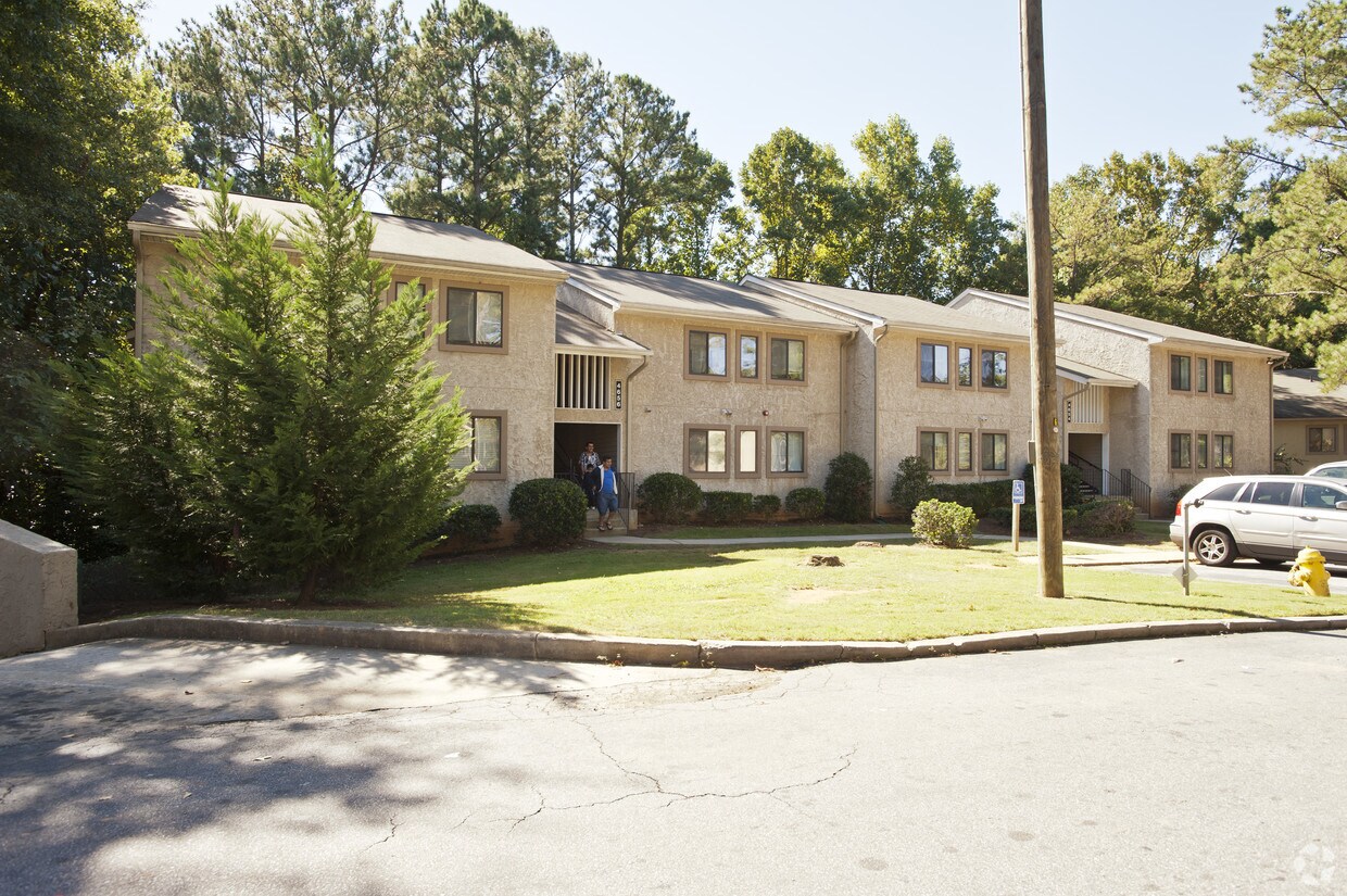 Peachtree Place North Apartments Doraville Ga Apartment Finder