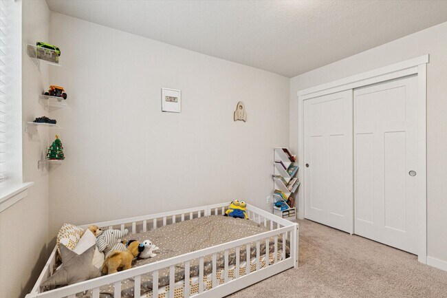 Building Photo - 8549 SW 176th Ave