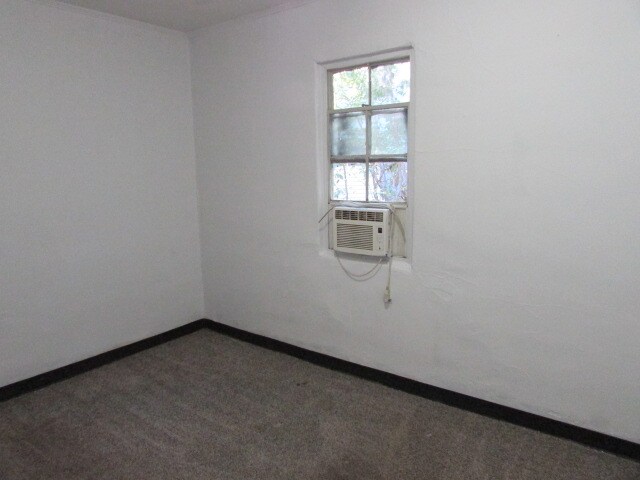 Building Photo - 28 Burgess Ct