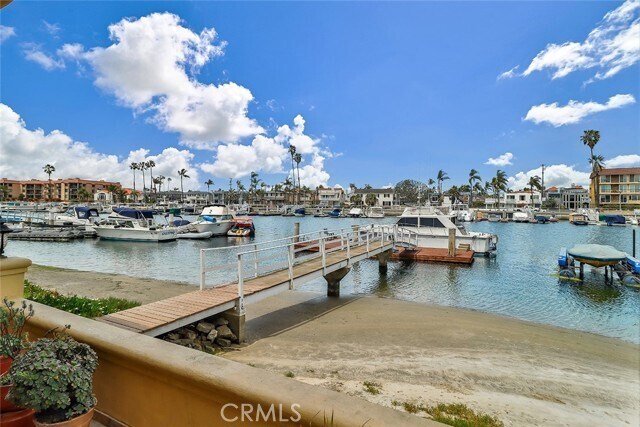 Building Photo - 5455 E Sorrento Dr