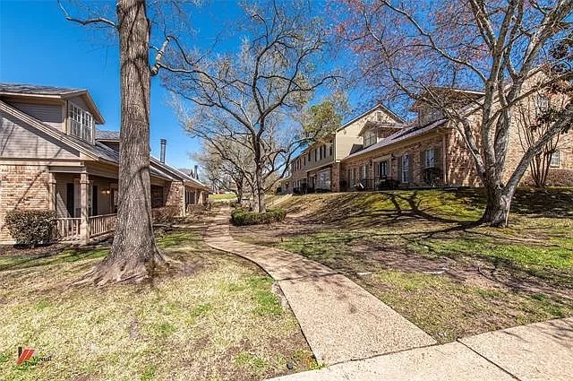 Building Photo - 3113 Fairfield Ave