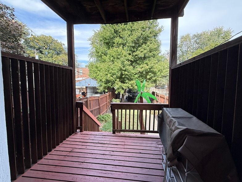 Back Deck - 1213 Sidney St