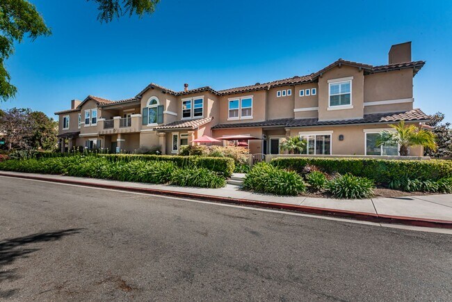 Primary Photo - Beautifully Furnished Carlsbad Rental Near...