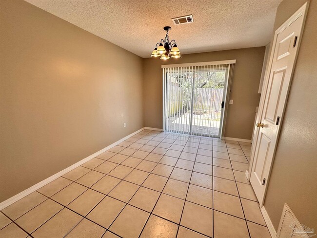 Building Photo - 5715 Cacica St