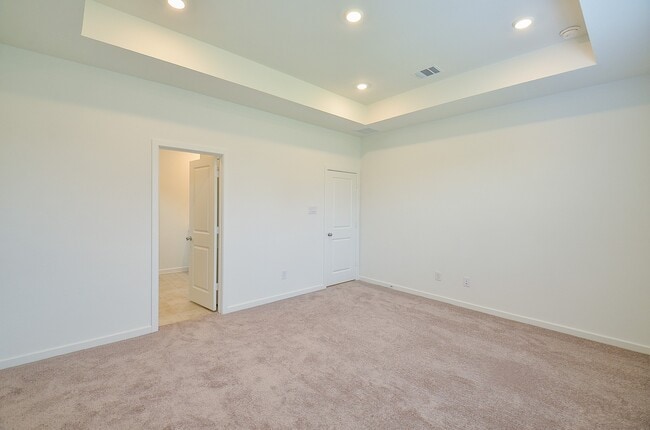 Building Photo - 9727 Rialto Hts Dr