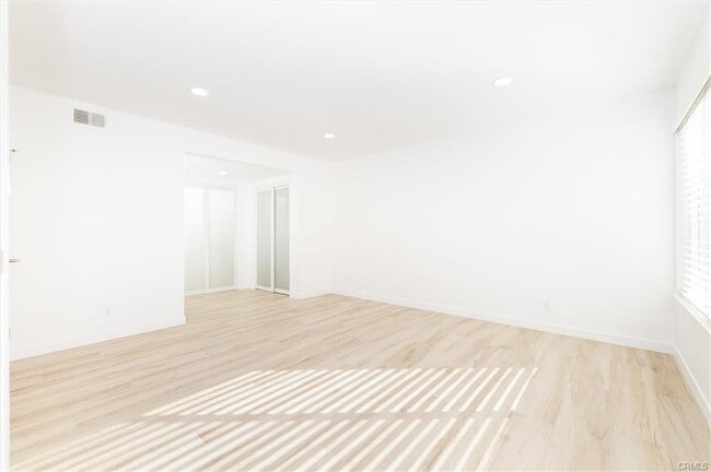 Building Photo - 27139 Rio Prado Dr