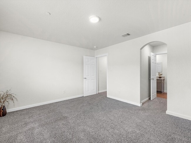 Building Photo - 12603 Telge Rd