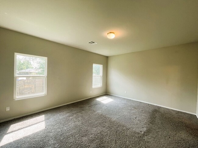 Building Photo - 10012 Wimbledon Ct