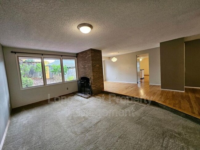 Building Photo - 5510 NW Innisbrook Pl