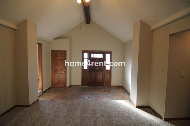 Building Photo - Bedrooms on the Main Level w/ Finished Wal...