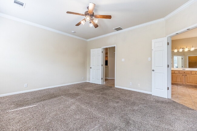 Building Photo - 630 Hookberry Trail