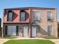 Building Photo - 8532 Deerfield Dr