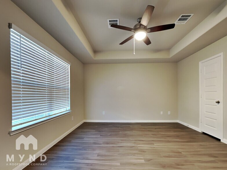 Building Photo - 13536 Bowfin Dr