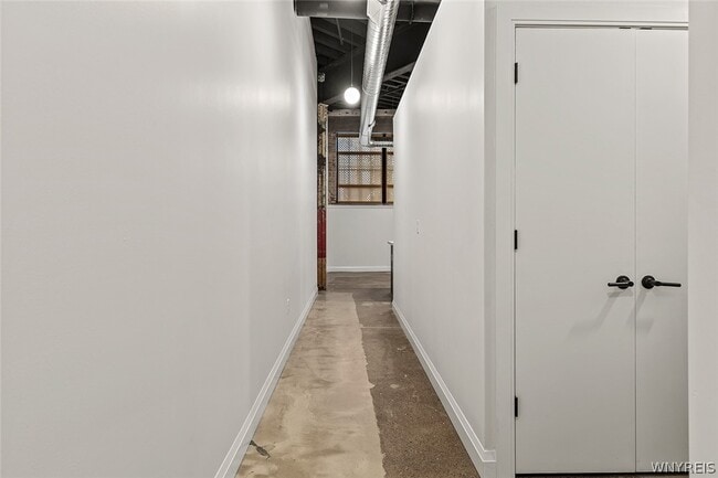 Building Photo - 1786 Main Rd